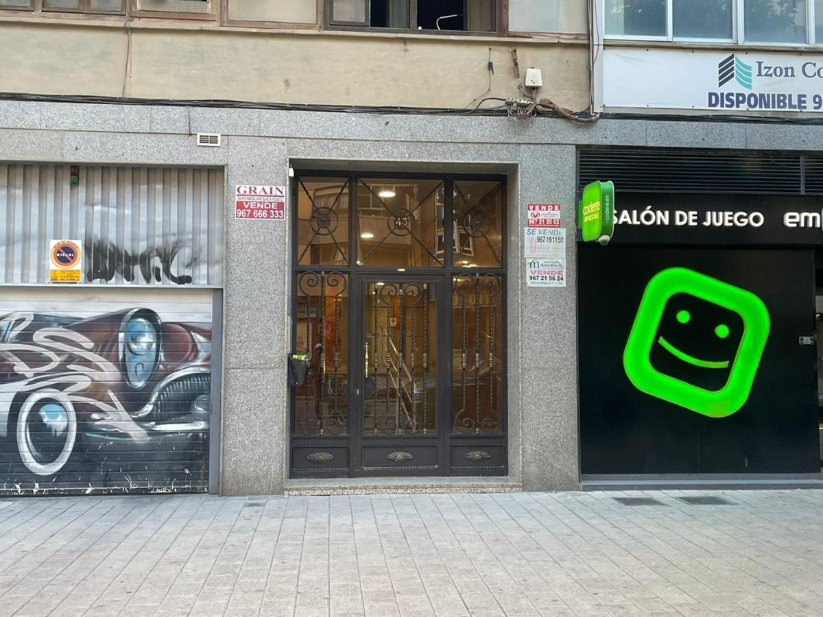 Apartamento Mani En Avenida Espana Con Terraza Albacete Exterior foto